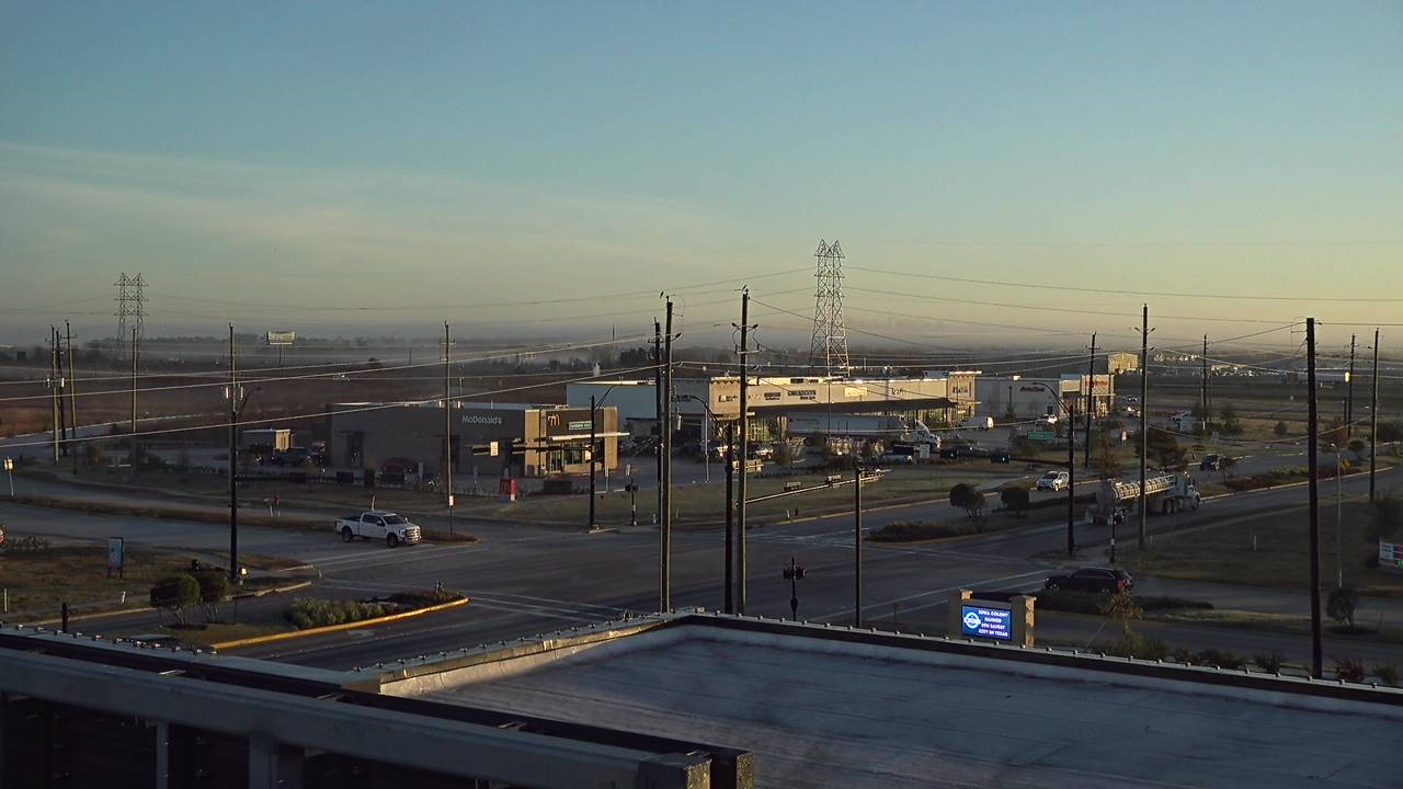 Thumbnail for current weather camera view from Iowa Colony Police Department in Meridiana, Texas