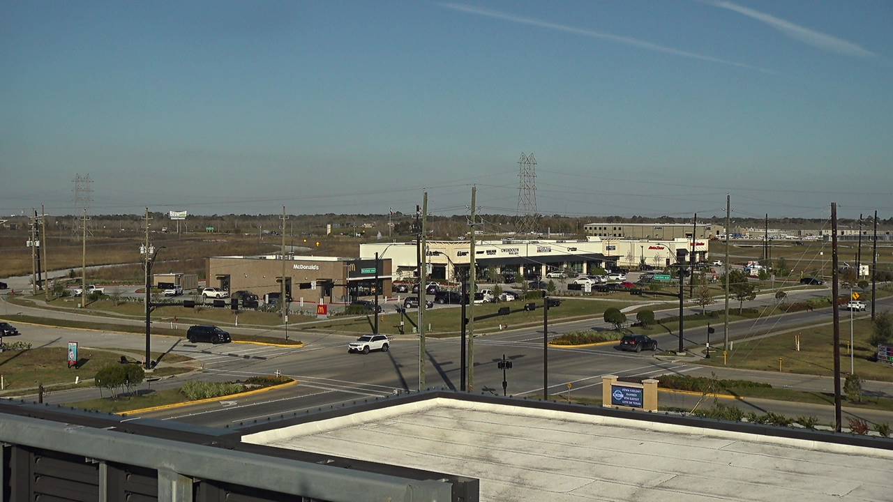 Thumbnail for current weather camera view from Iowa Colony Police Department in Meridiana, Texas