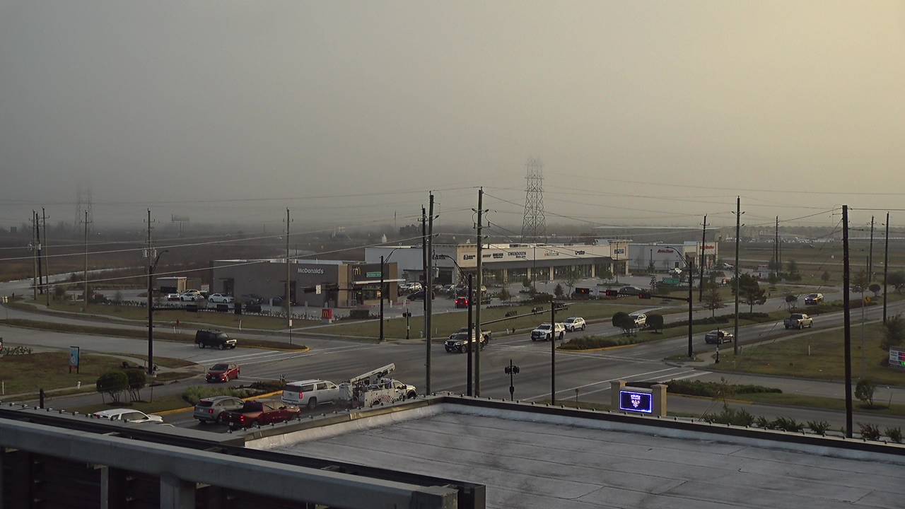 Thumbnail for current weather camera view from Iowa Colony Police Department in Meridiana, Texas