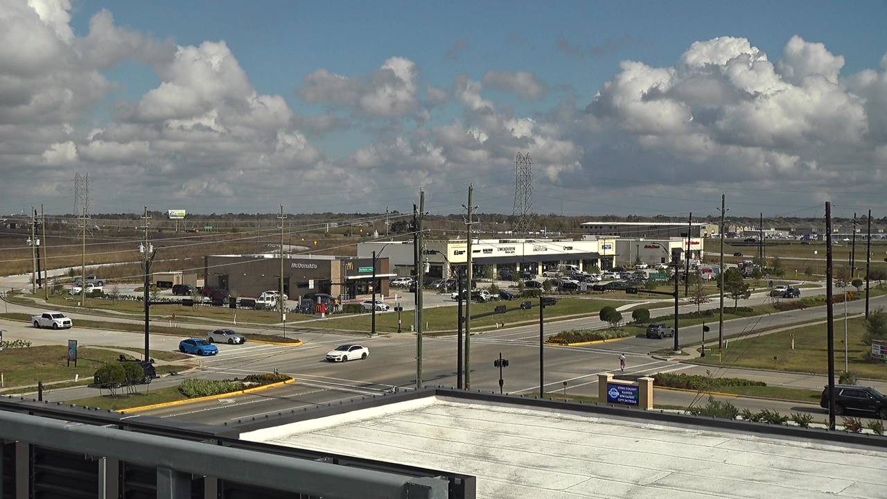 Thumbnail for current weather camera view from Iowa Colony Police Department in Meridiana, Texas