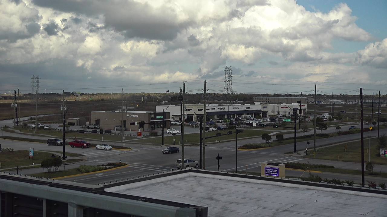 Thumbnail for current weather camera view from Iowa Colony Police Department in Meridiana, Texas