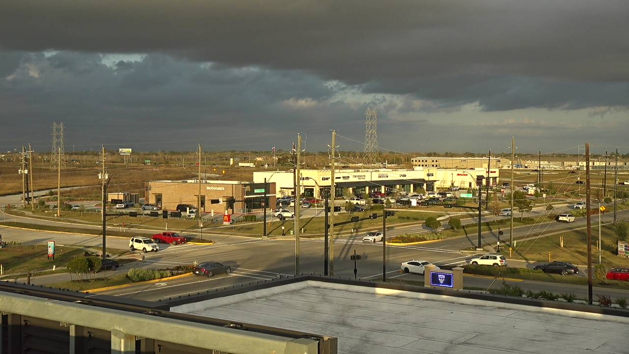 Thumbnail for current weather camera view from Iowa Colony Police Department in Meridiana, Texas