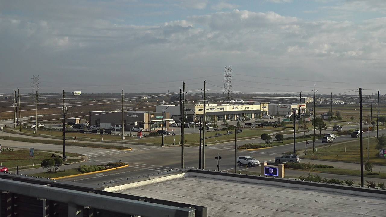 Thumbnail for current weather camera view from Iowa Colony Police Department in Meridiana, Texas