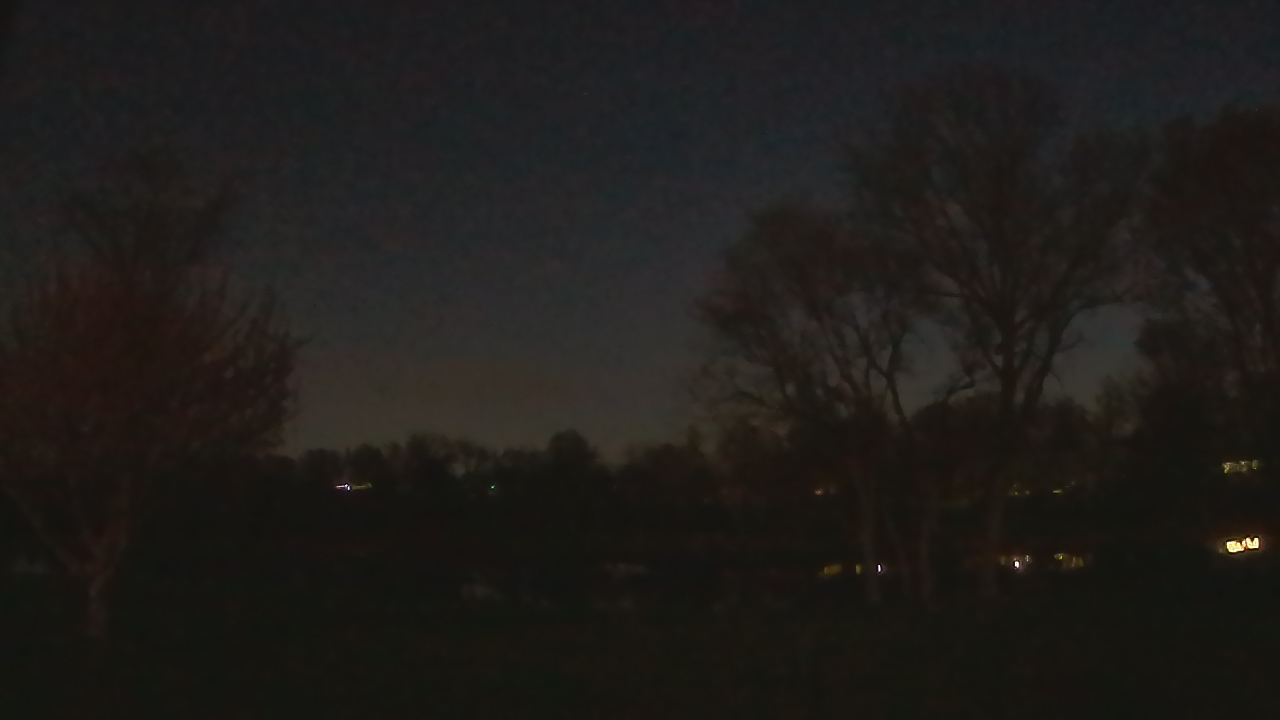 Thumbnail for current weather camera view from The Greens in Ijamsville, Maryland