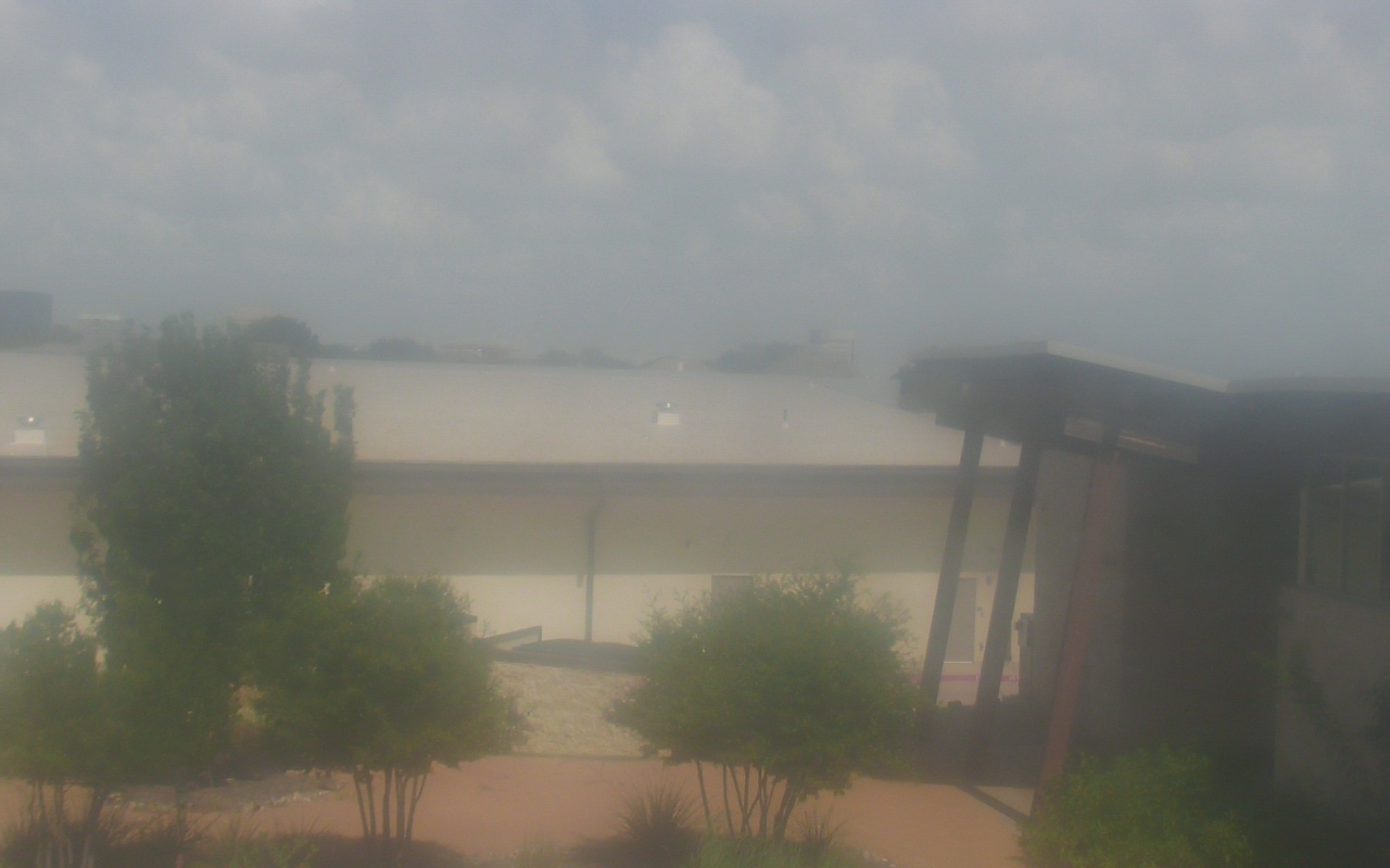 Thumbnail for current weather camera view from Elise Walker Outdoor Learning Center in Irving, Texas
