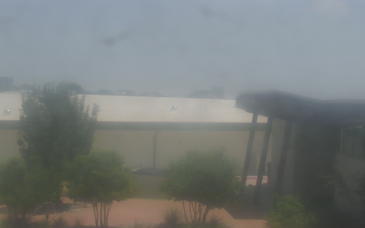 Thumbnail for current weather camera view from Elise Walker Outdoor Learning Center in Irving, Texas