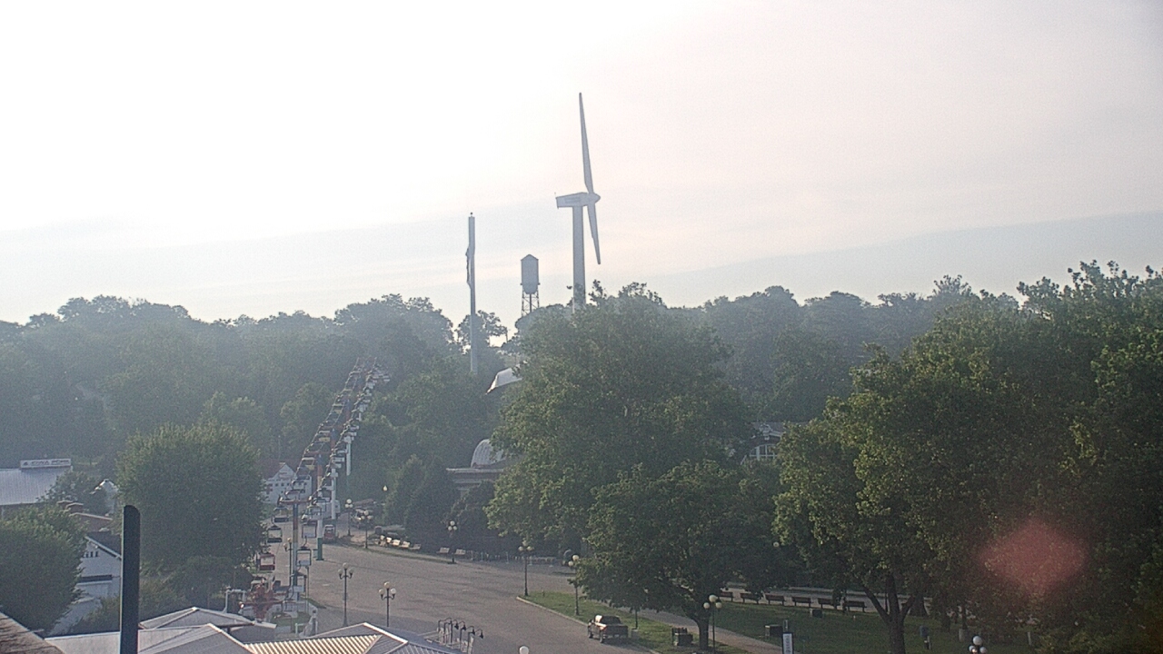 Thumbnail for current weather camera view from Iowa State Fair Grounds in Des Moines, Iowa