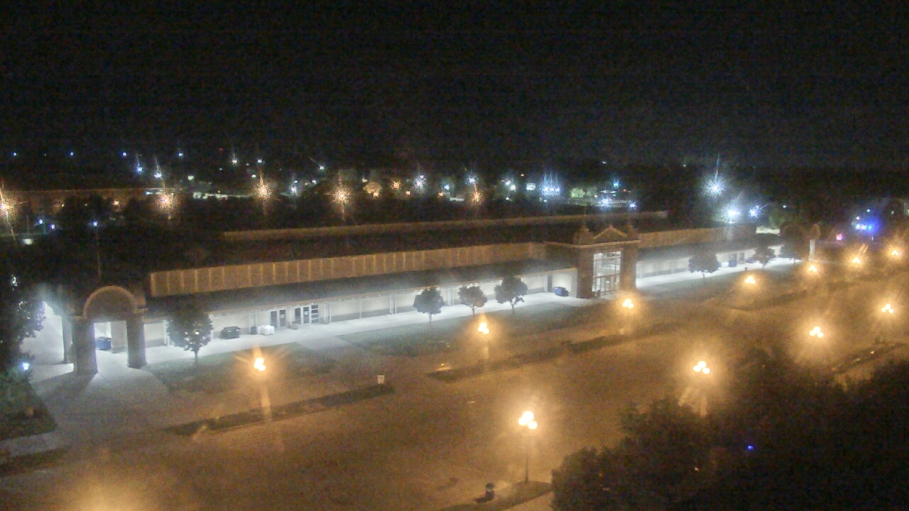 Thumbnail for current weather camera view from Iowa State Fair Grounds in Des Moines, Iowa