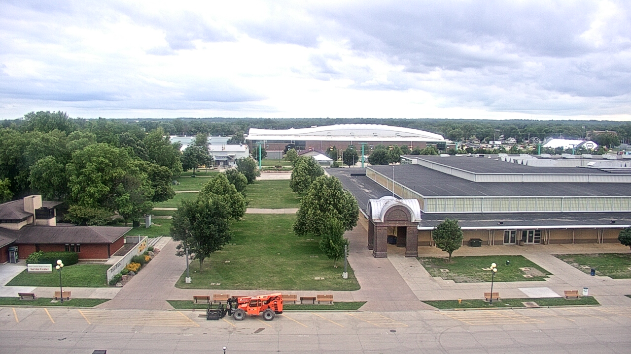 Thumbnail for current weather camera view from Iowa State Fair Grounds in Des Moines, Iowa