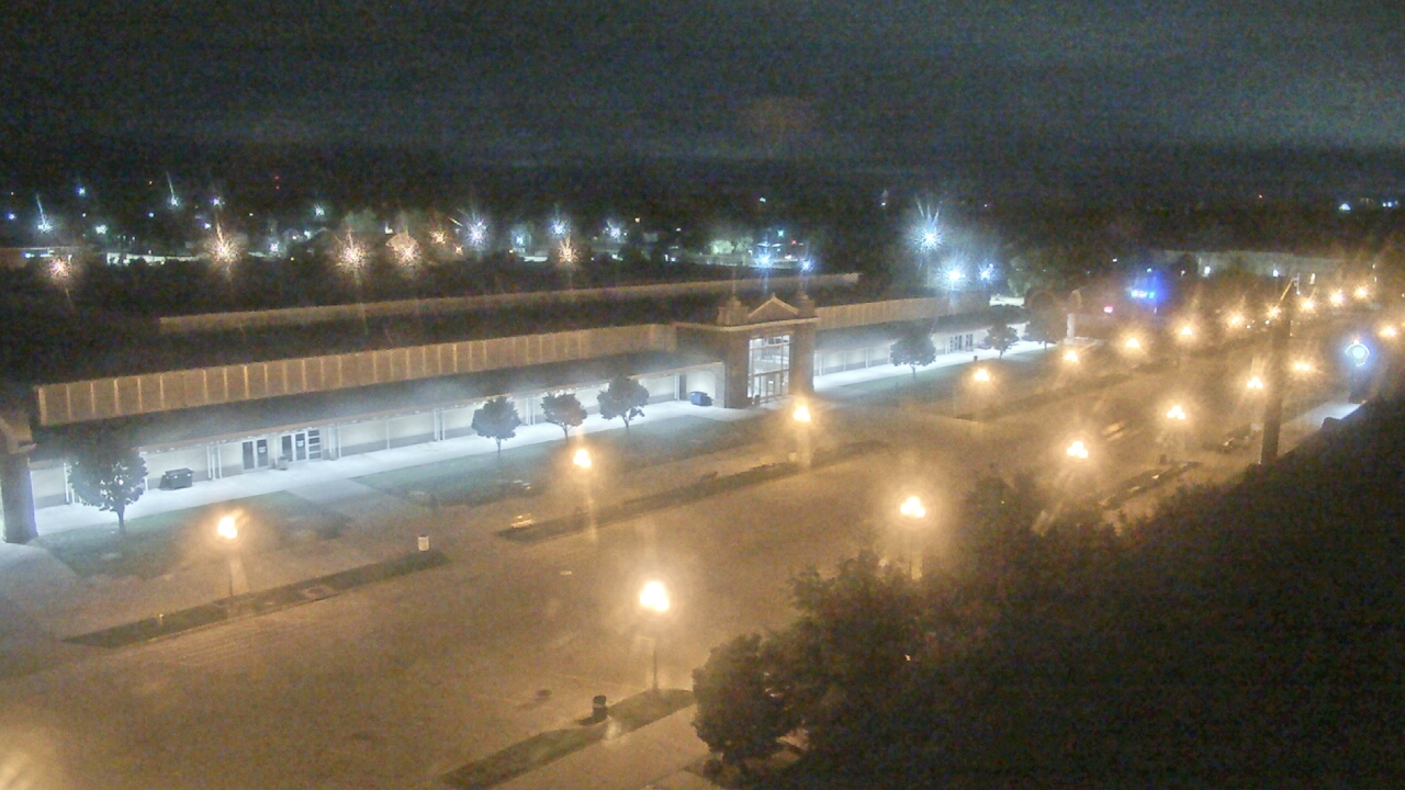 Thumbnail for current weather camera view from Iowa State Fair Grounds in Des Moines, Iowa