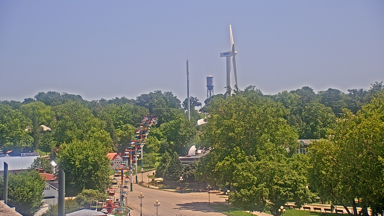 Thumbnail for current weather camera view from Iowa State Fair Grounds in Des Moines, Iowa