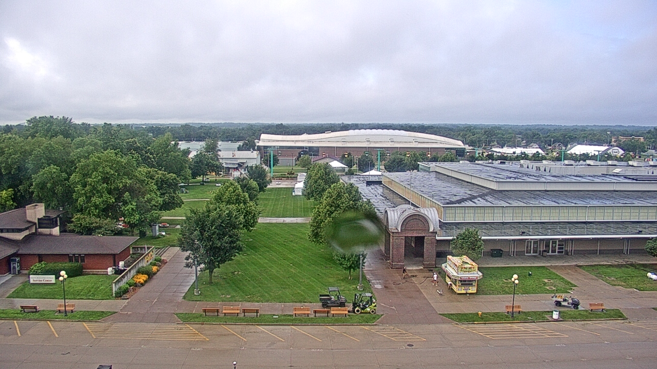 Thumbnail for current weather camera view from Iowa State Fair Grounds in Des Moines, Iowa