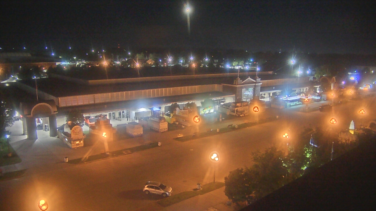 Thumbnail for current weather camera view from Iowa State Fair Grounds in Des Moines, Iowa