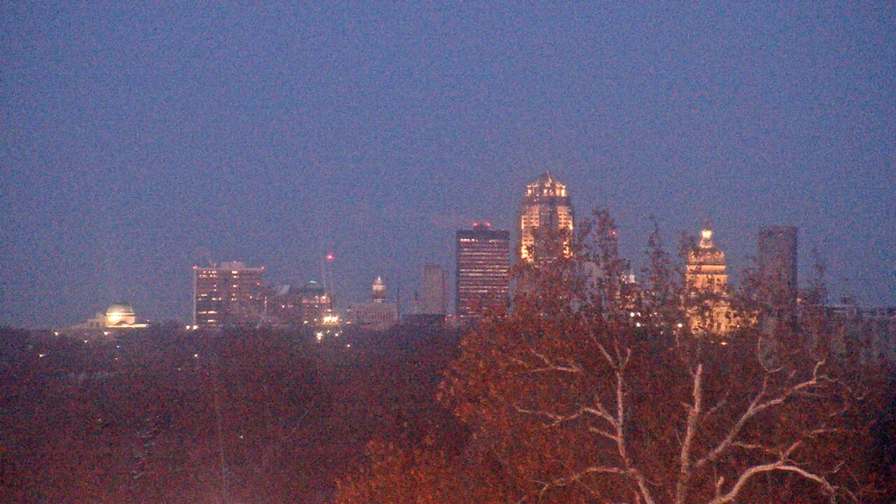 Thumbnail for current weather camera view from Iowa State Fair Grounds in Des Moines, Iowa