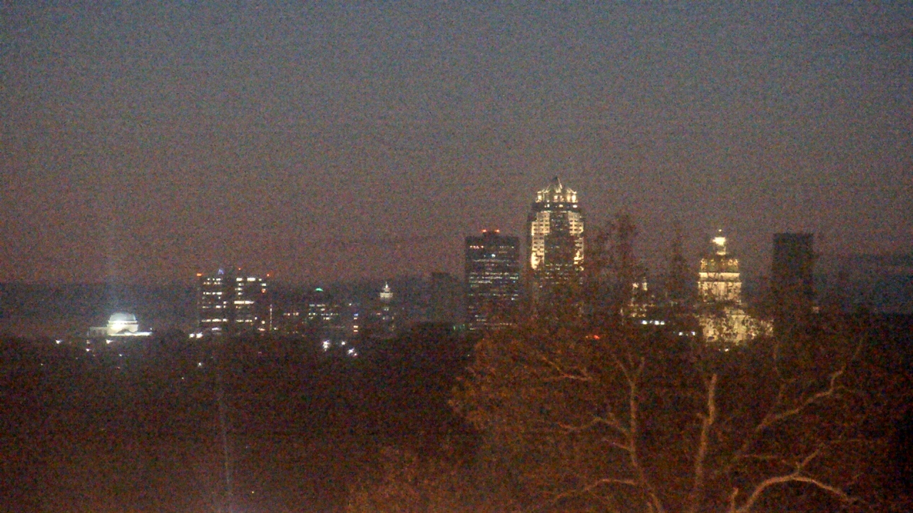 Thumbnail for current weather camera view from Iowa State Fair Grounds in Des Moines, Iowa