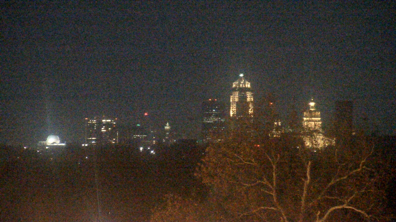 Thumbnail for current weather camera view from Iowa State Fair Grounds in Des Moines, Iowa