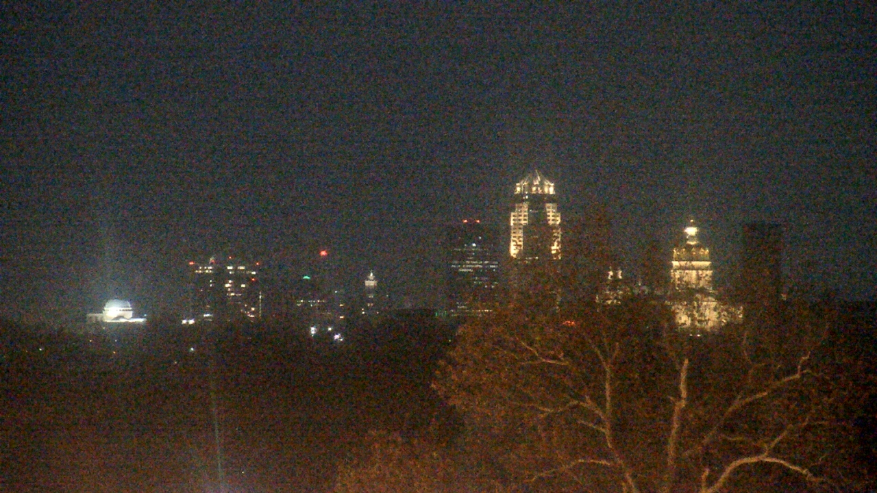 Thumbnail for current weather camera view from Iowa State Fair Grounds in Des Moines, Iowa