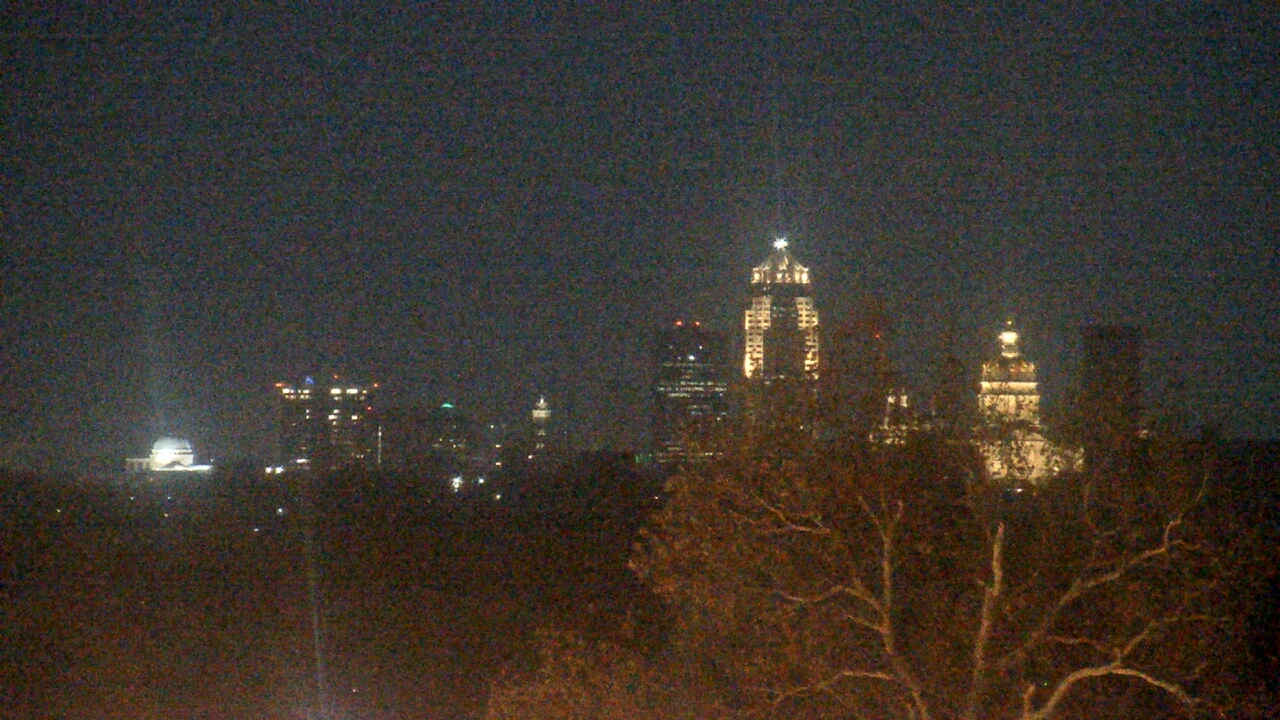 Thumbnail for current weather camera view from Iowa State Fair Grounds in Des Moines, Iowa