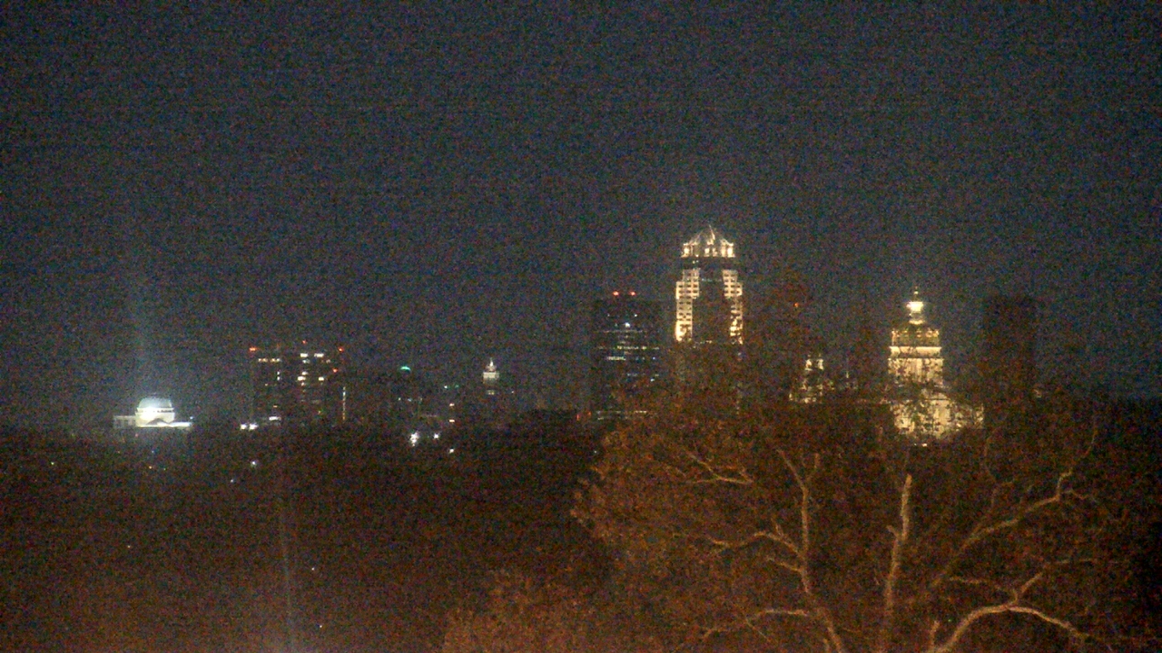 Thumbnail for current weather camera view from Iowa State Fair Grounds in Des Moines, Iowa