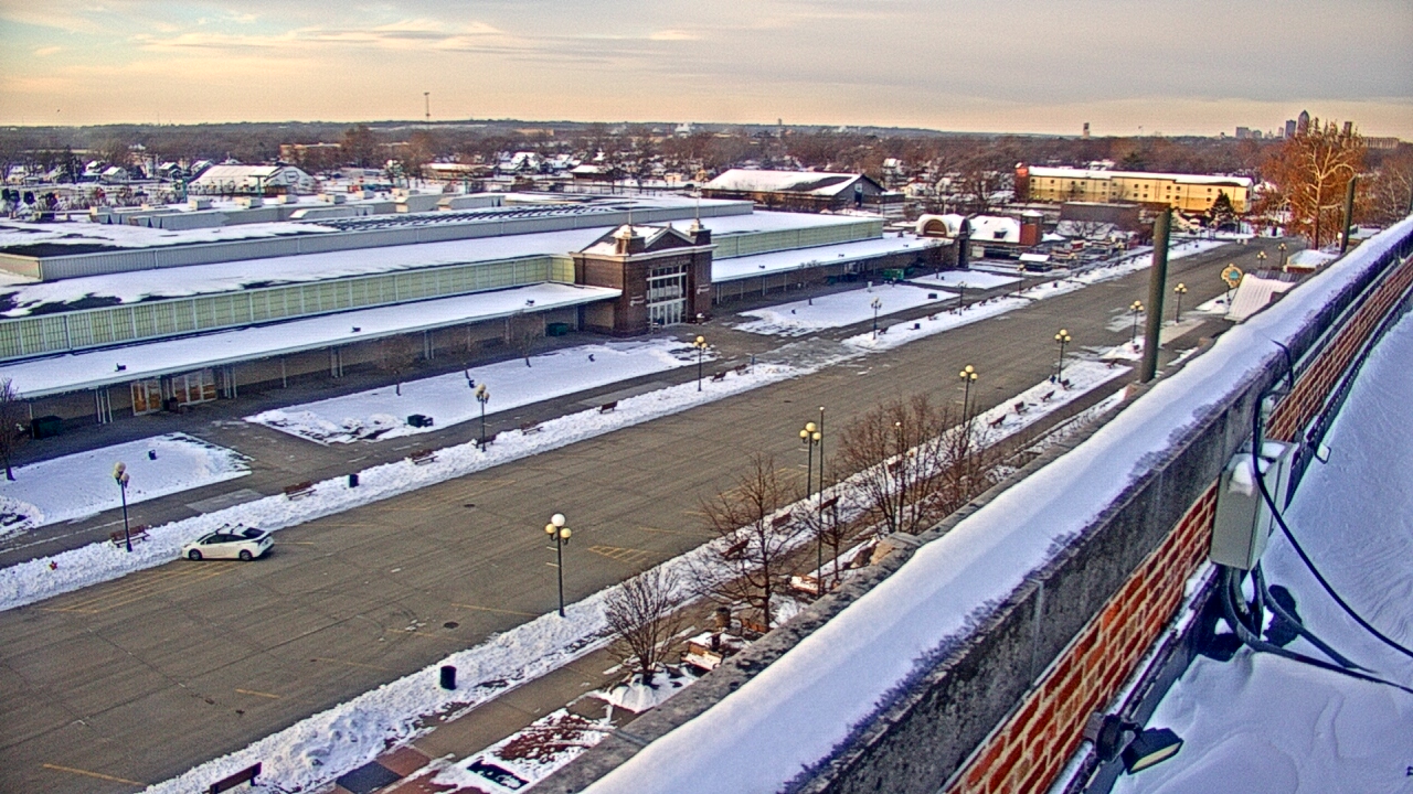 Thumbnail for current weather camera view from Iowa State Fair Grounds in Des Moines, Iowa