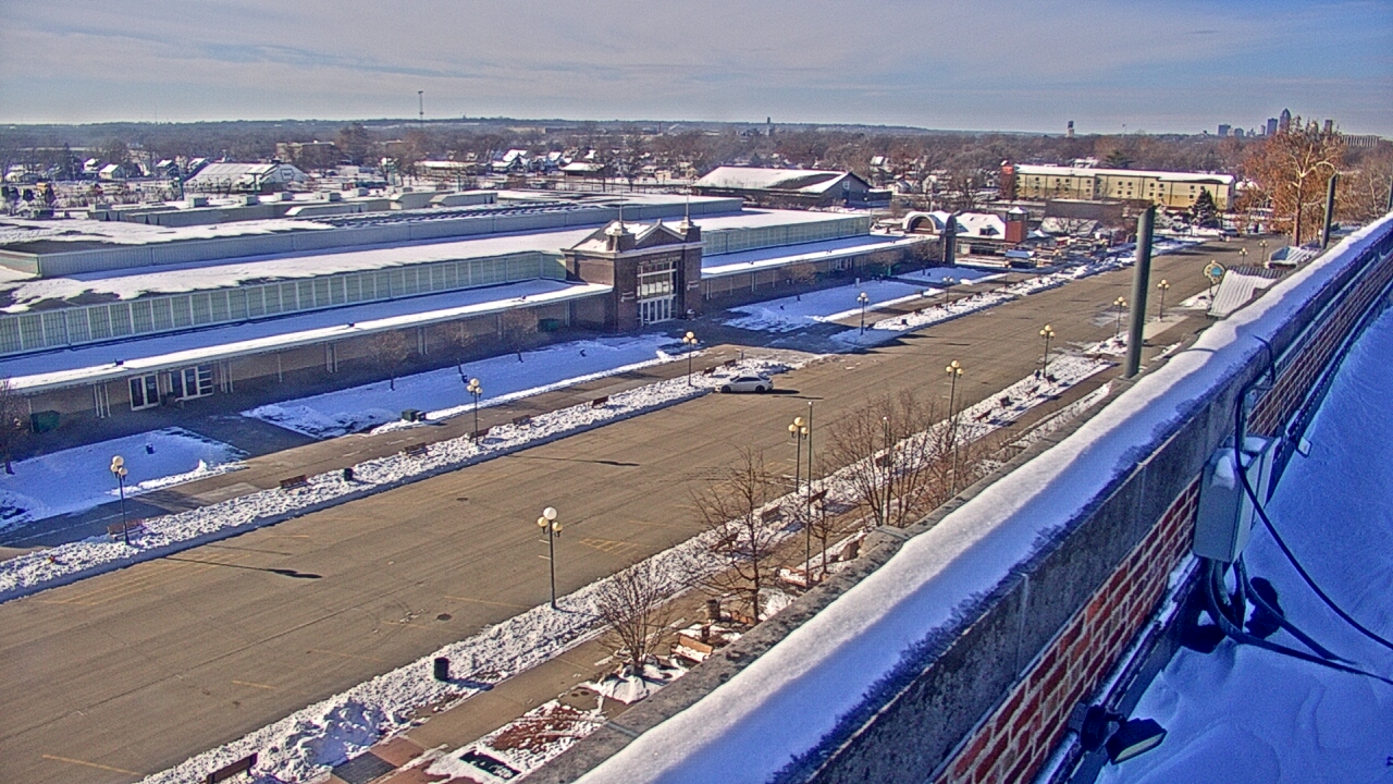 Thumbnail for current weather camera view from Iowa State Fair Grounds in Des Moines, Iowa