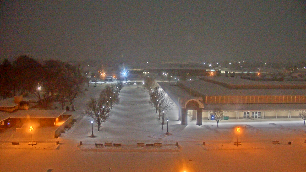 Thumbnail for current weather camera view from Iowa State Fair Grounds in Des Moines, Iowa