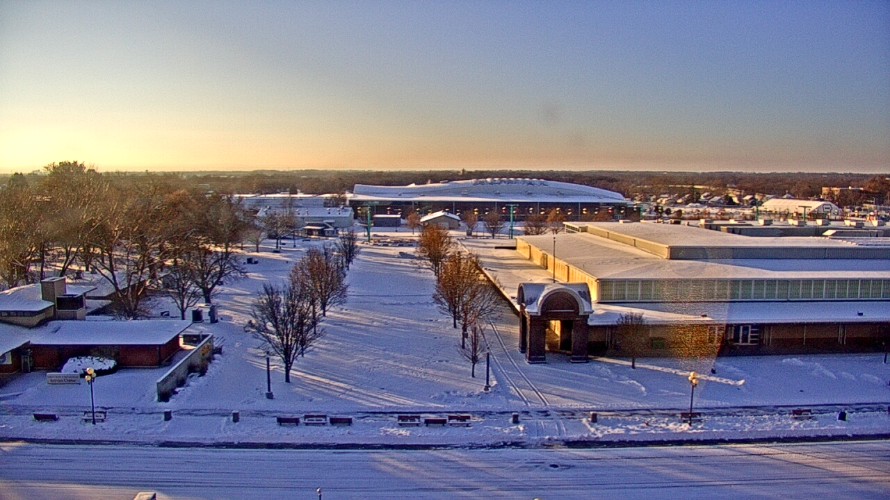 Thumbnail for current weather camera view from Iowa State Fair Grounds in Des Moines, Iowa