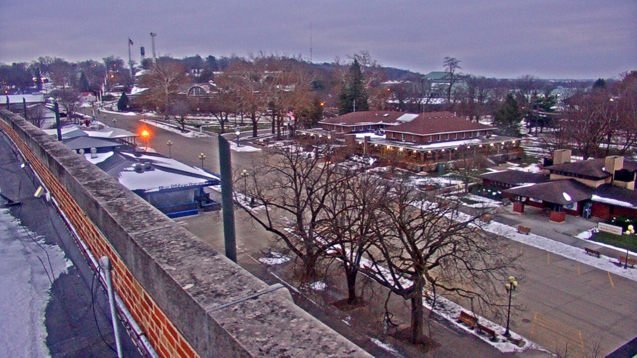 Thumbnail for current weather camera view from Iowa State Fair Grounds in Des Moines, Iowa