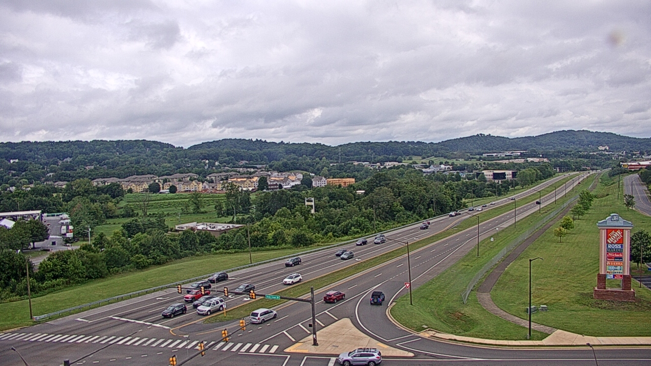 Thumbnail for current weather camera view from Towne Acres ES in Johnson City, Tennessee
