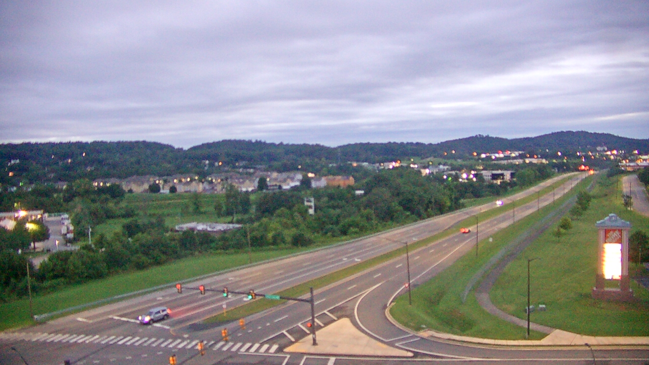 Thumbnail for current weather camera view from Towne Acres ES in Johnson City, Tennessee
