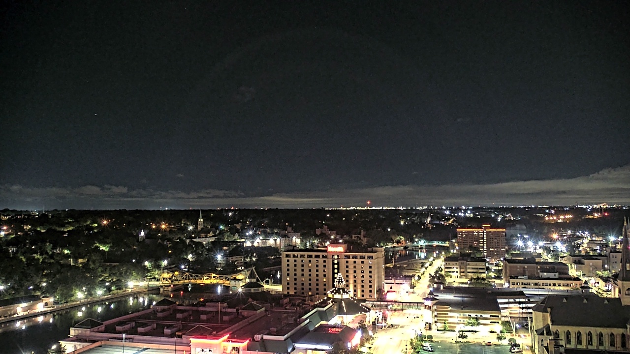 Thumbnail for current weather camera view from County of Will in Joliet, Illinois