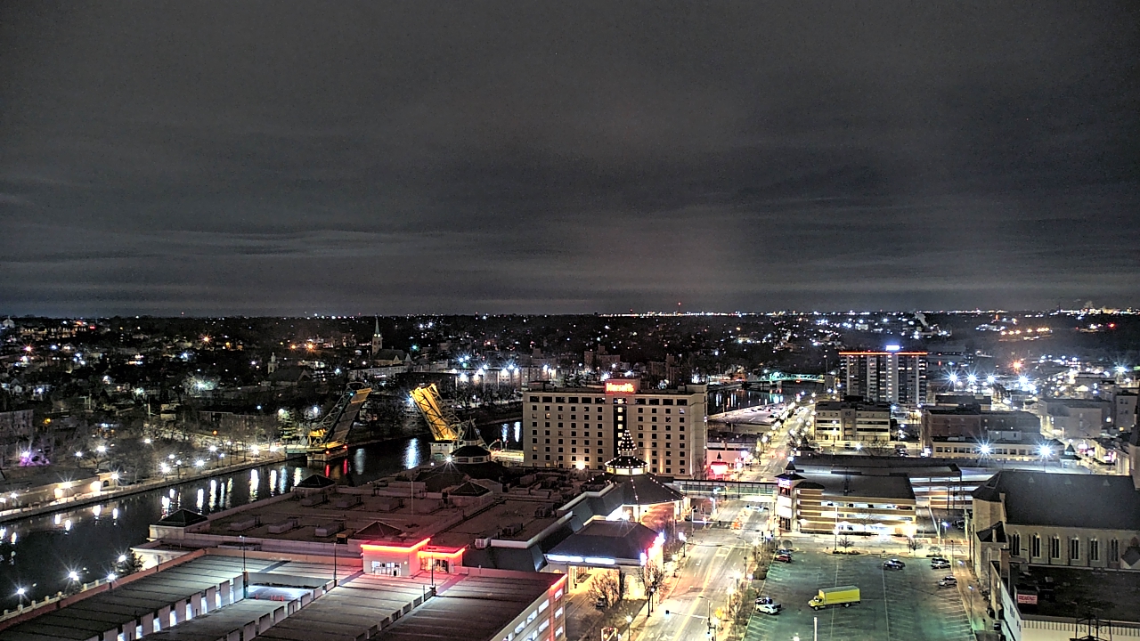 Thumbnail for current weather camera view from County of Will in Joliet, Illinois