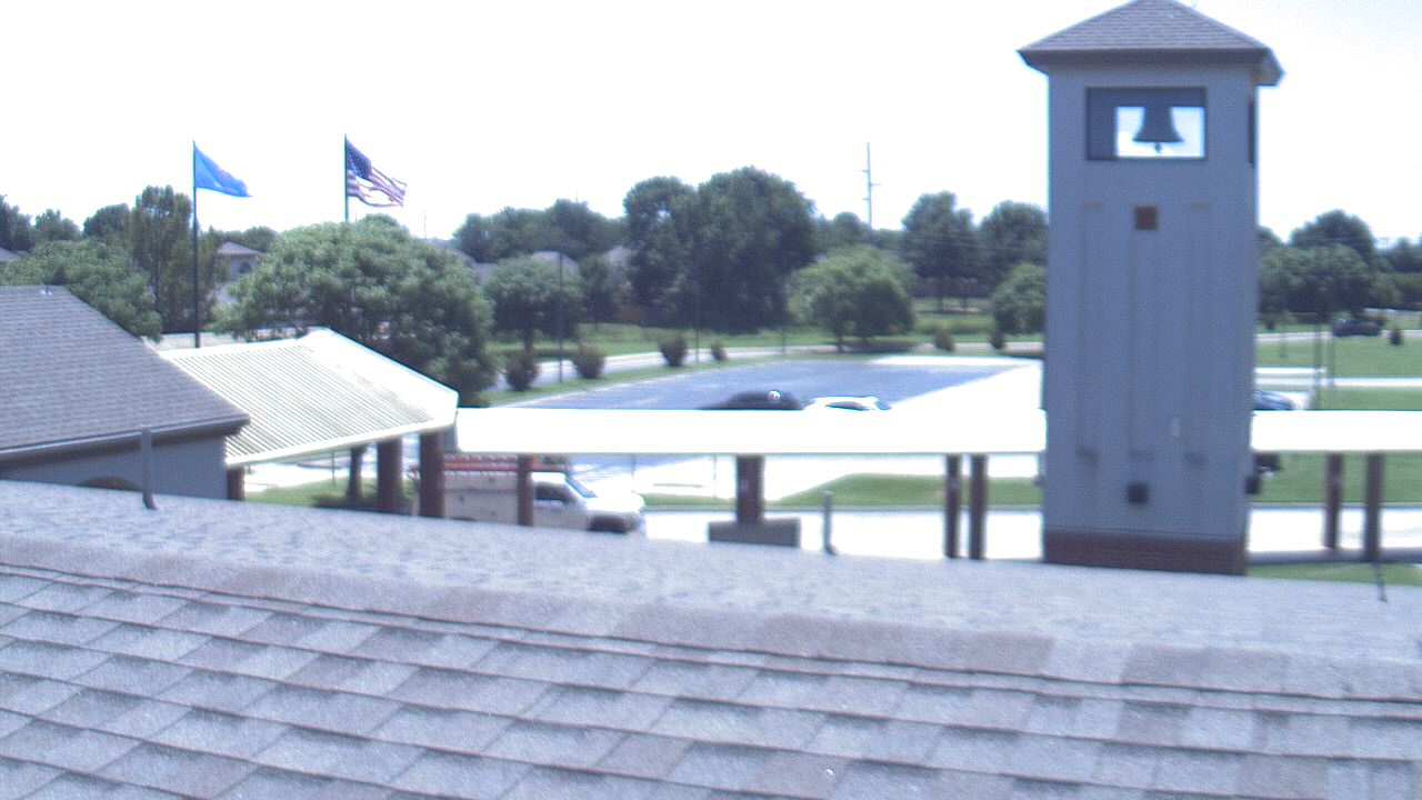 Thumbnail for current weather camera view from West Elementary Intermediate School in Jenks, Oklahoma