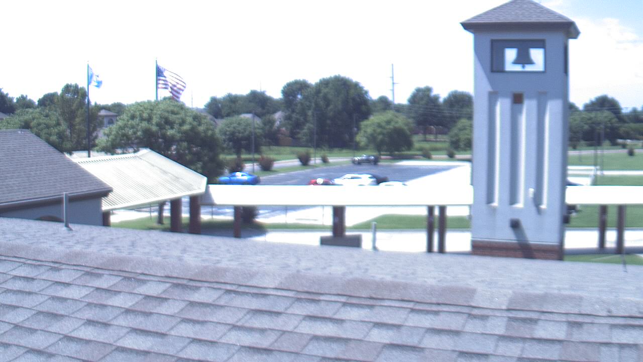Thumbnail for current weather camera view from West Elementary Intermediate School in Jenks, Oklahoma