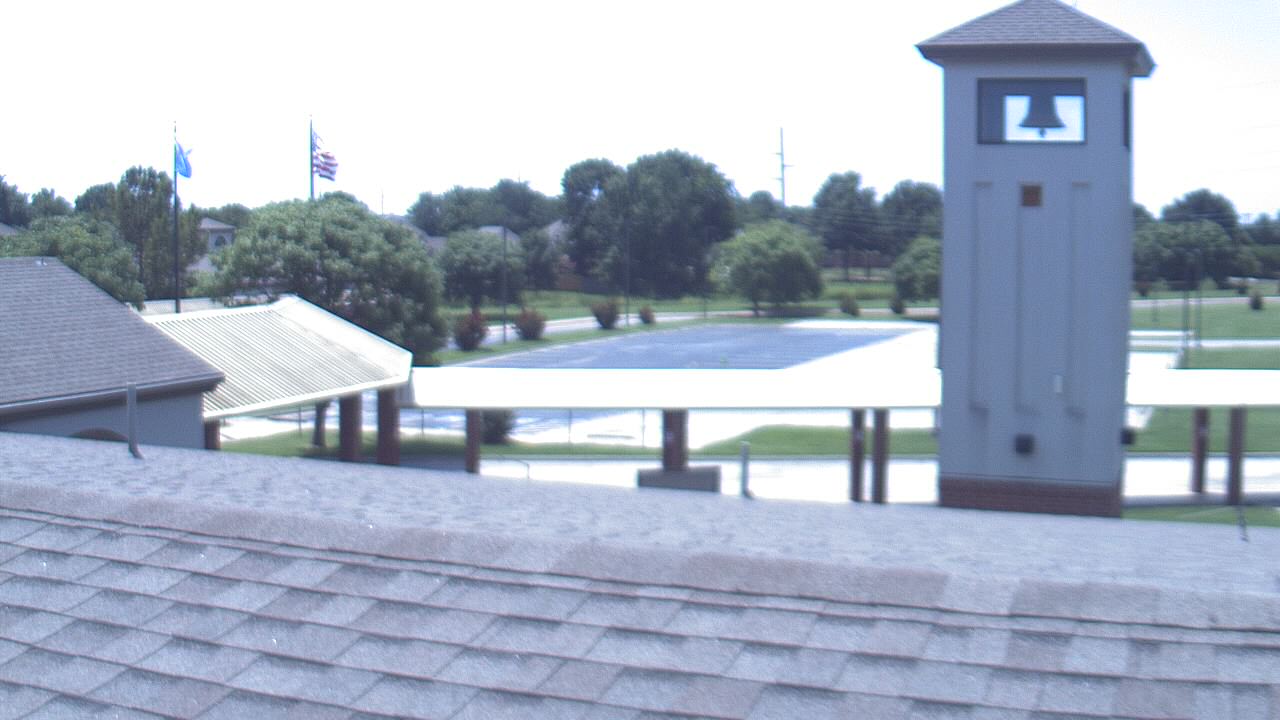 Thumbnail for current weather camera view from West Elementary Intermediate School in Jenks, Oklahoma