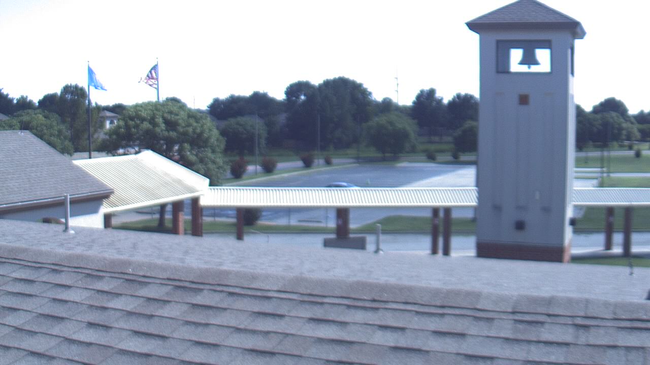 Thumbnail for current weather camera view from West Elementary Intermediate School in Jenks, Oklahoma