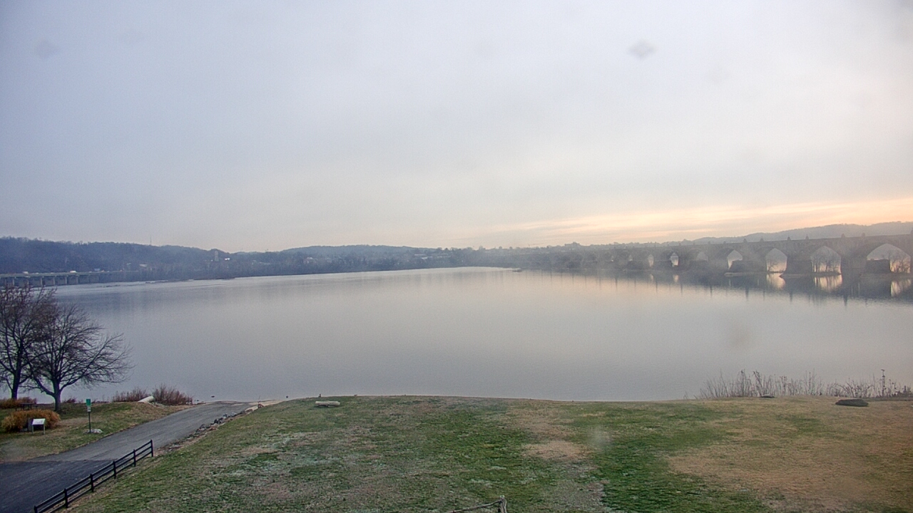 Thumbnail for current weather camera view from John Wright Restaurant in Wrightsville, Pennsylvania