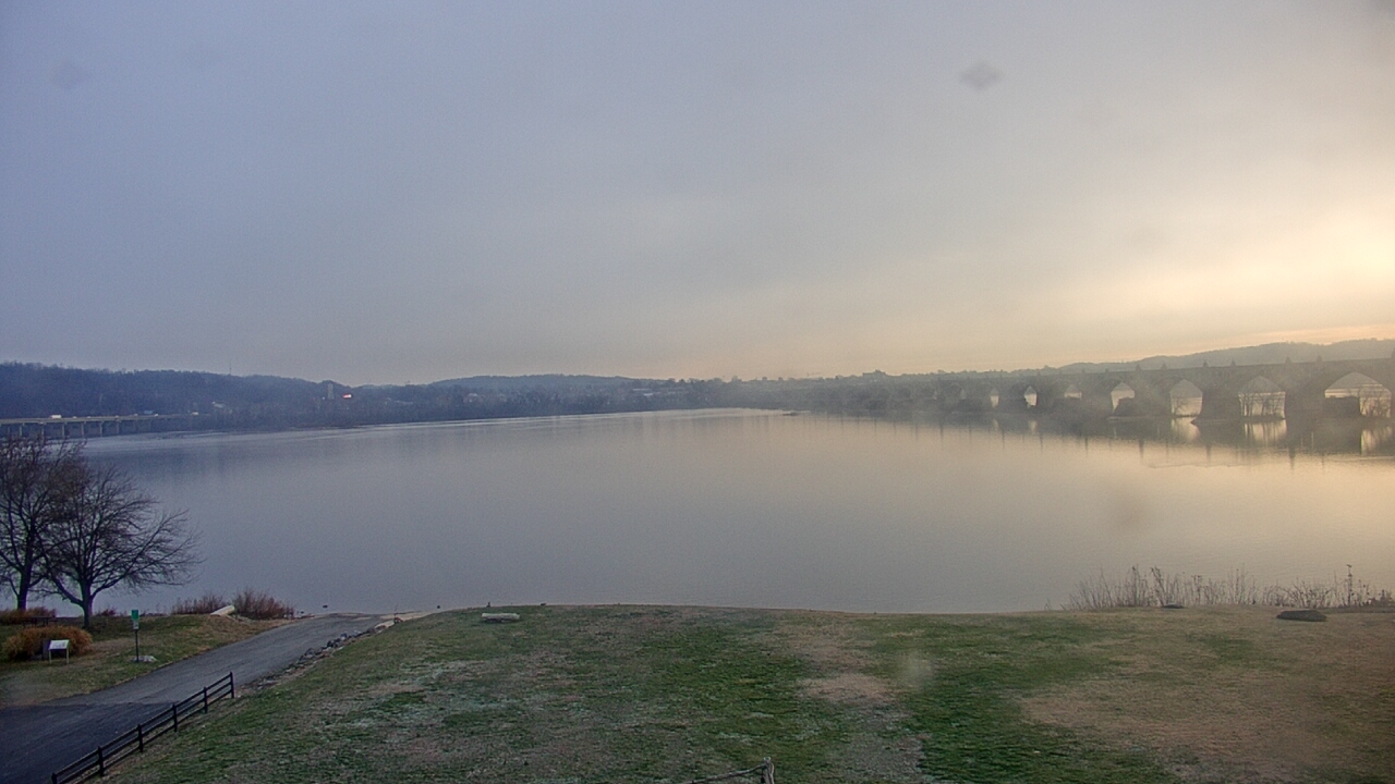 Thumbnail for current weather camera view from John Wright Restaurant in Wrightsville, Pennsylvania