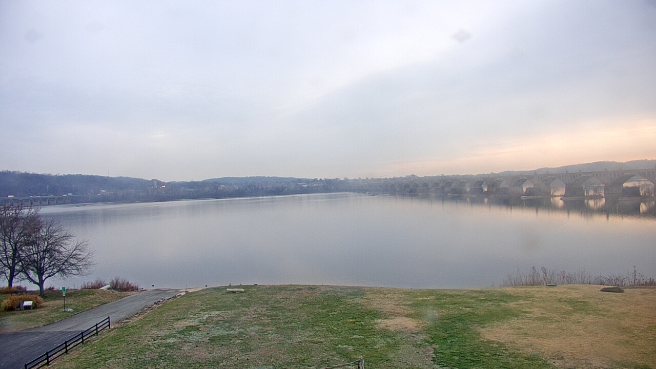 Thumbnail for current weather camera view from John Wright Restaurant in Wrightsville, Pennsylvania