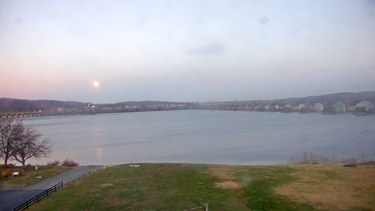 Thumbnail for current weather camera view from John Wright Restaurant in Wrightsville, Pennsylvania