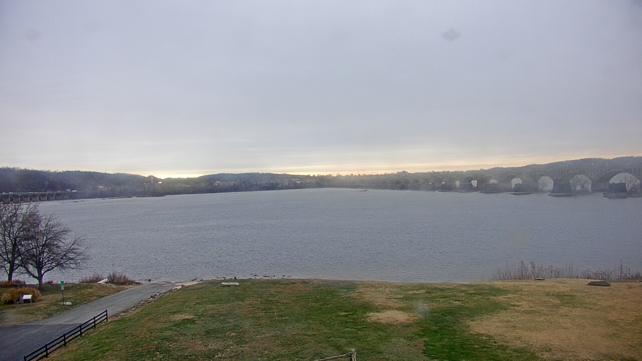 Thumbnail for current weather camera view from John Wright Restaurant in Wrightsville, Pennsylvania