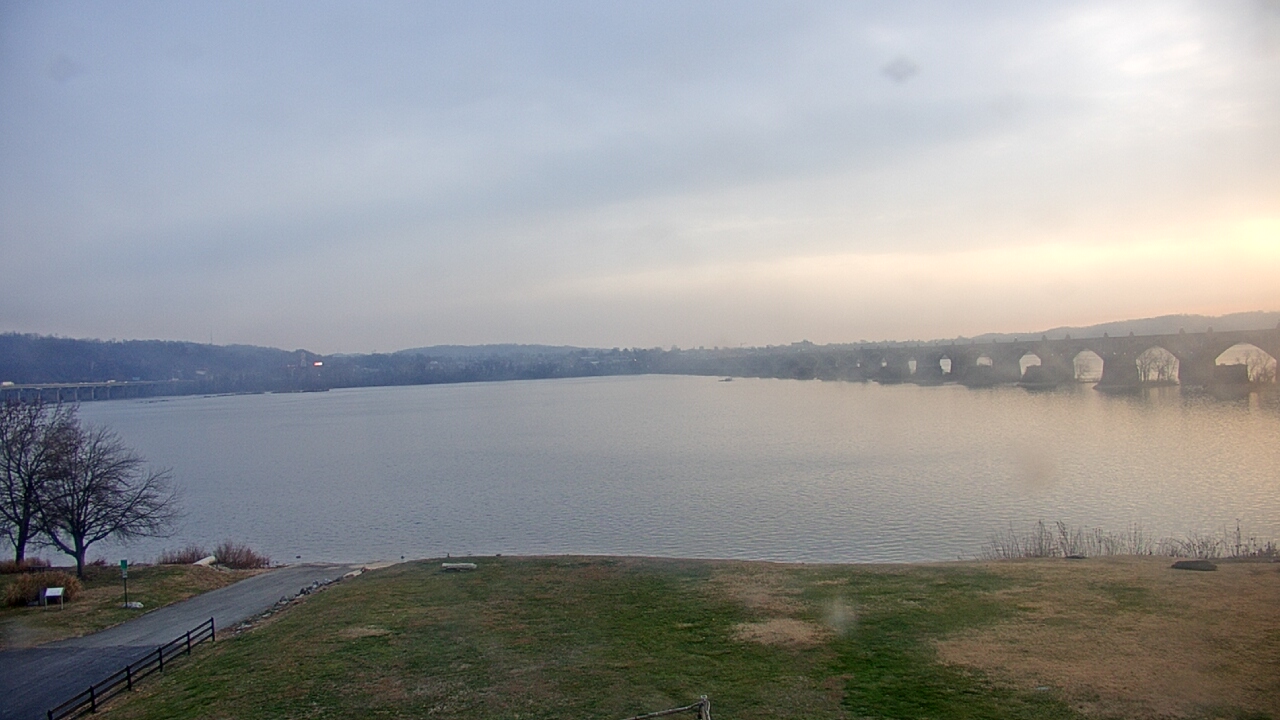 Thumbnail for current weather camera view from John Wright Restaurant in Wrightsville, Pennsylvania