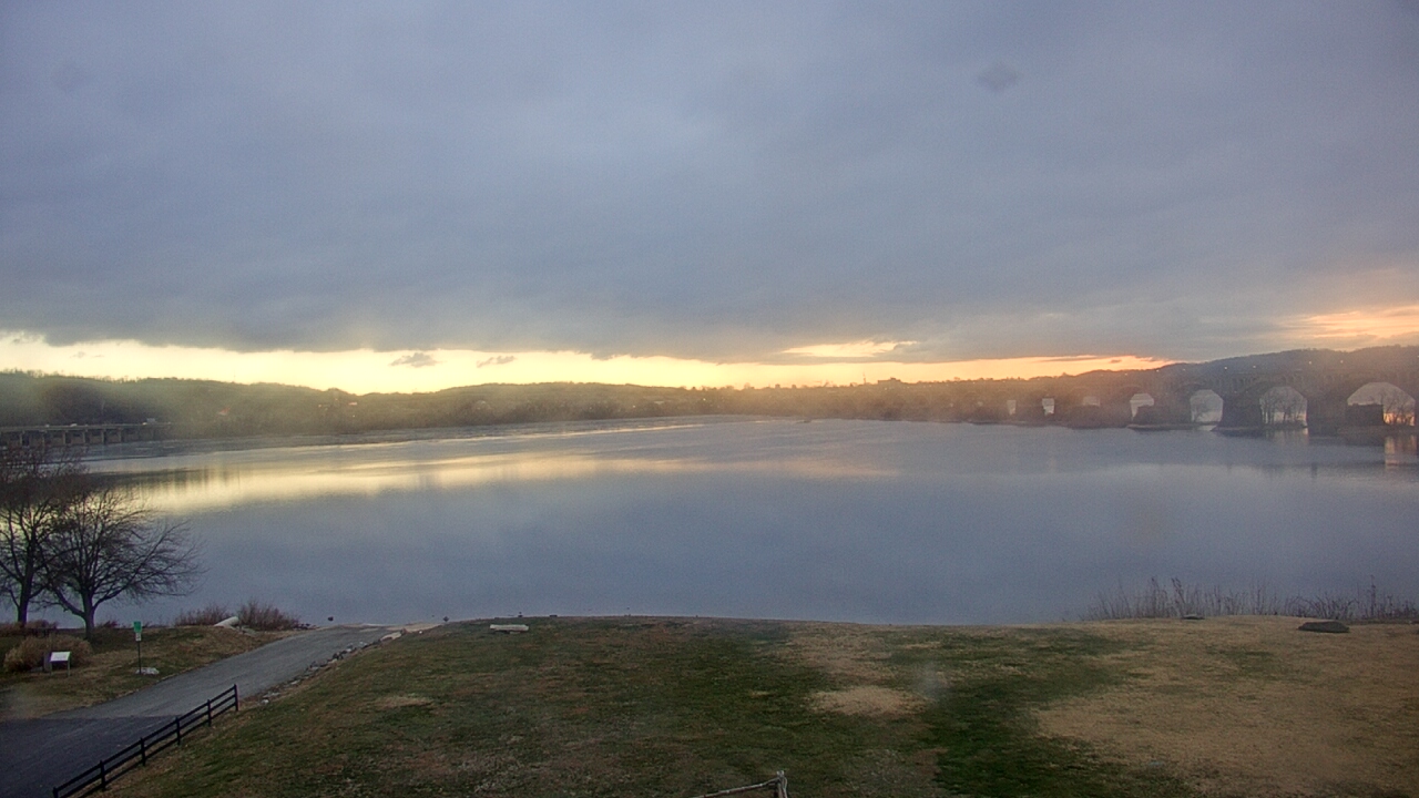 Thumbnail for current weather camera view from John Wright Restaurant in Wrightsville, Pennsylvania