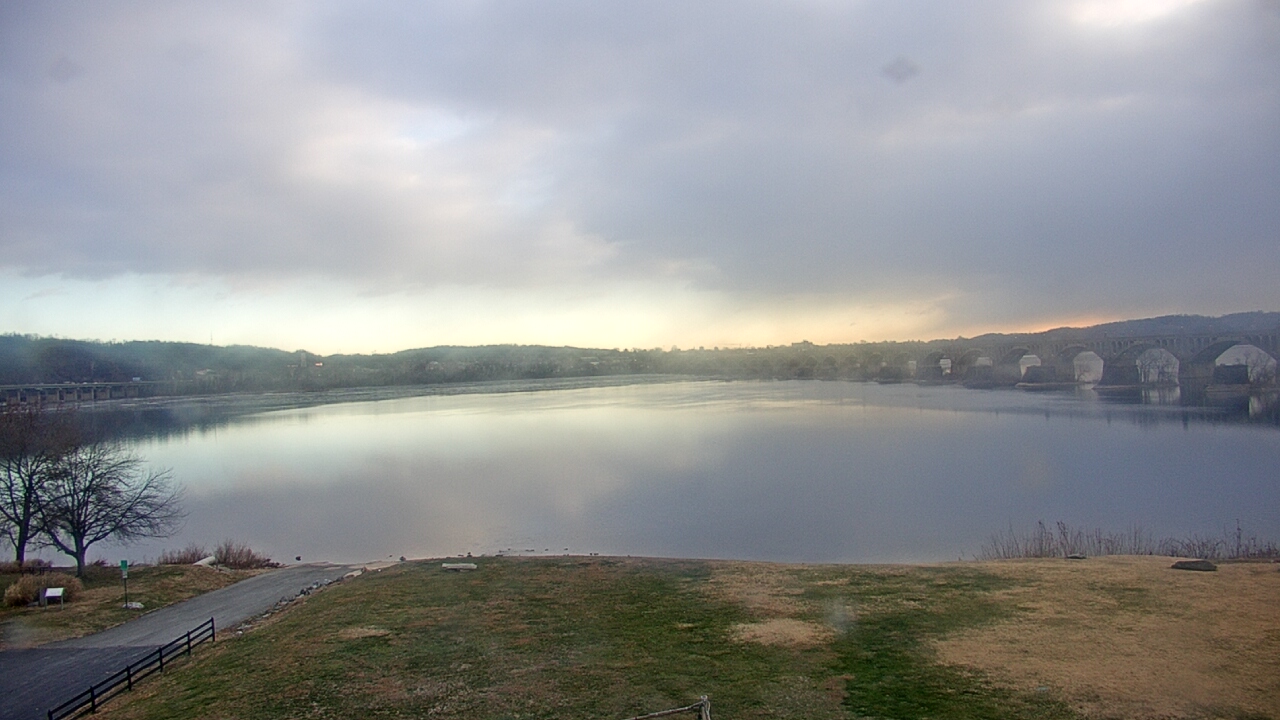 Thumbnail for current weather camera view from John Wright Restaurant in Wrightsville, Pennsylvania