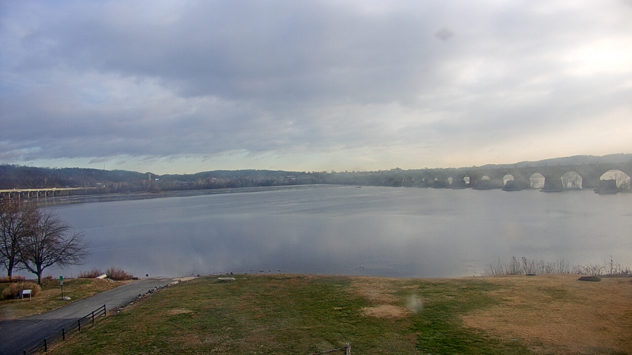 Thumbnail for current weather camera view from John Wright Restaurant in Wrightsville, Pennsylvania