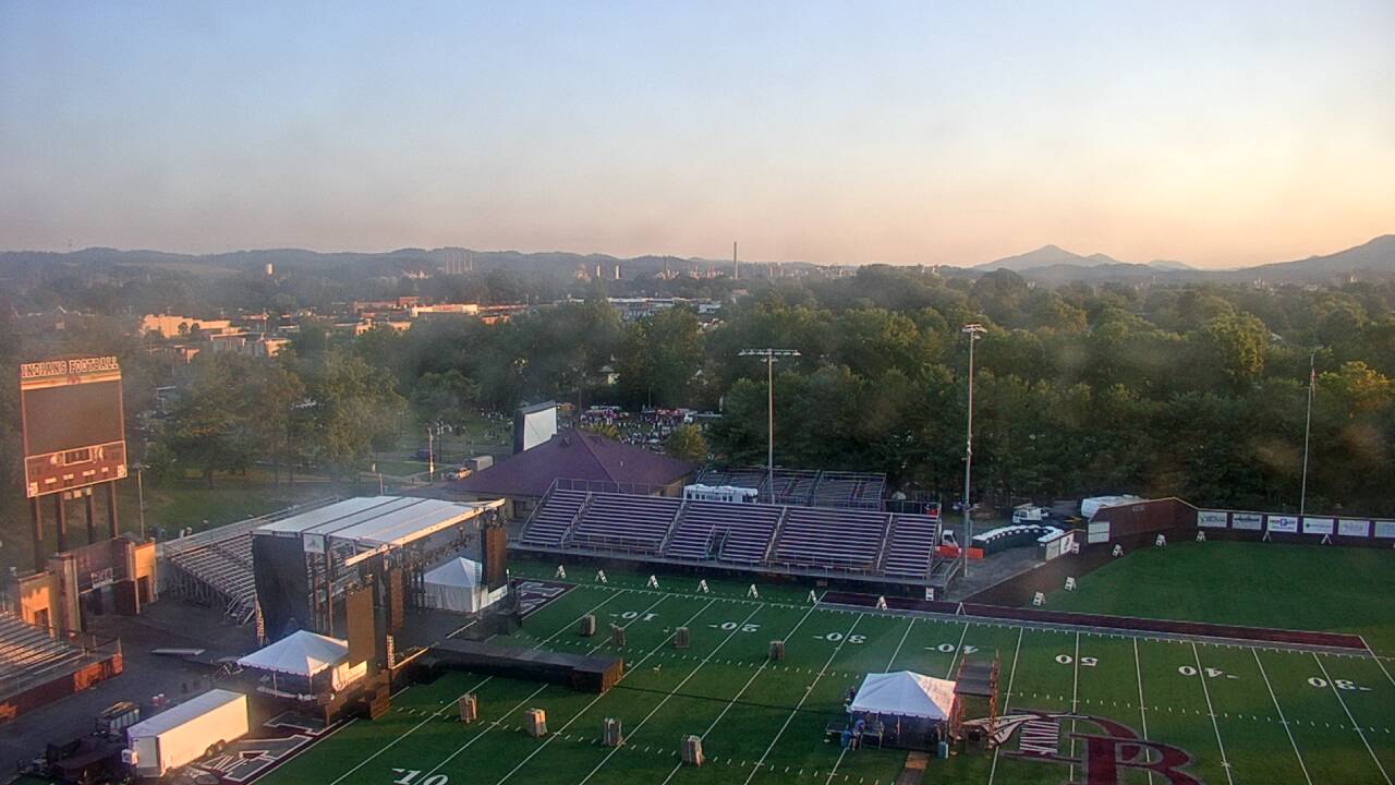 Thumbnail for current weather camera view from Dobyns Bennett High School in Kingsport, Tennessee