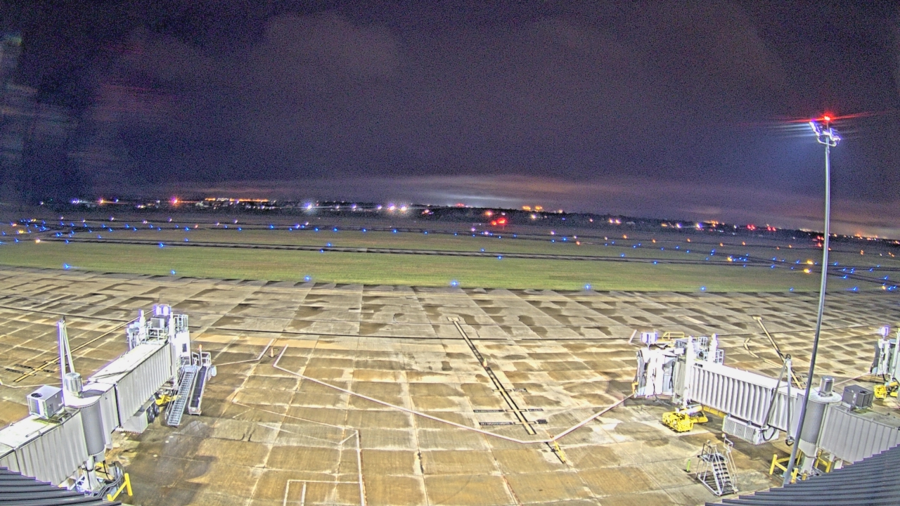 Thumbnail for current weather camera view from Lake Charles Rgnl Arpt terminal bldg in Lake Charles, Louisiana