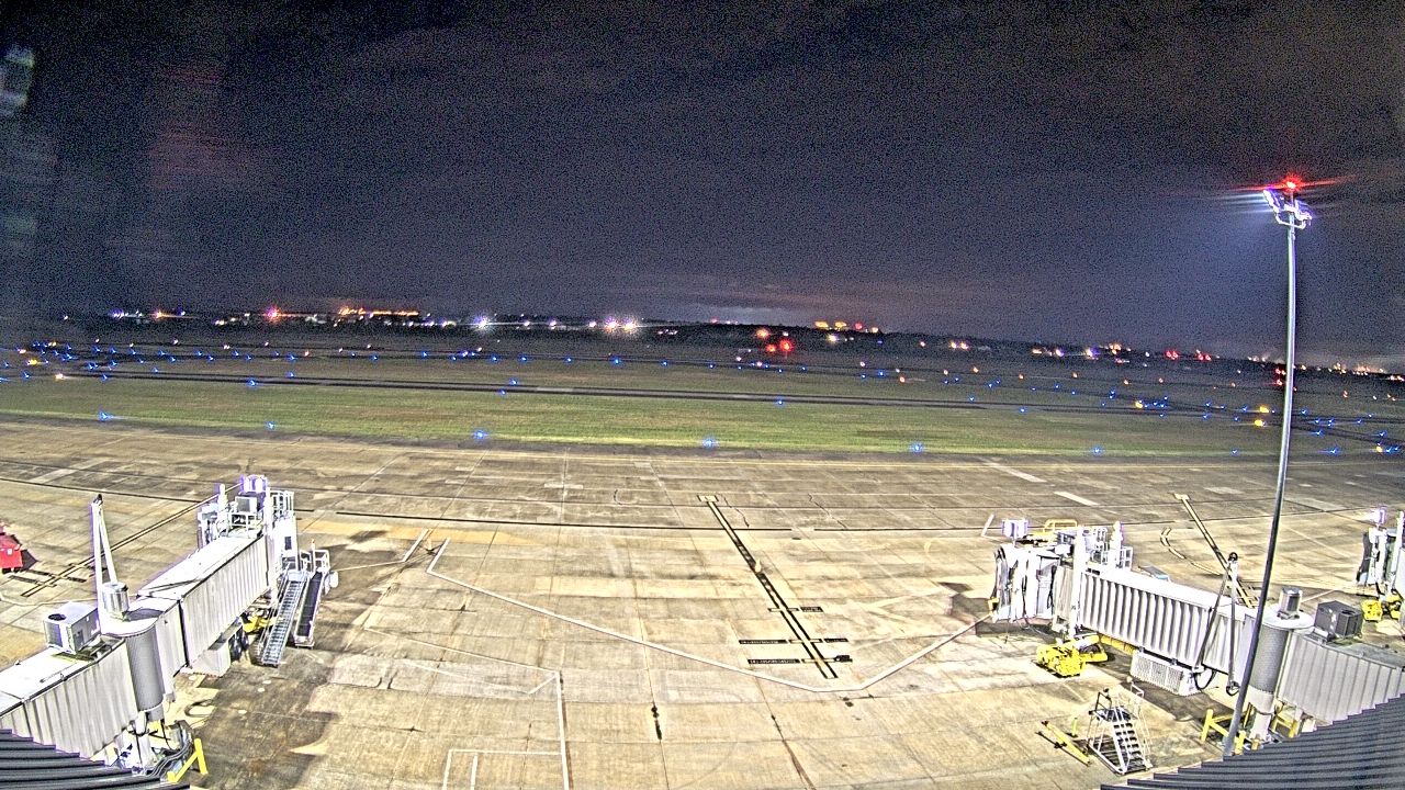 Thumbnail for current weather camera view from Lake Charles Rgnl Arpt terminal bldg in Lake Charles, Louisiana