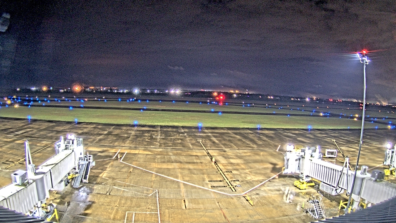 Thumbnail for current weather camera view from Lake Charles Rgnl Arpt terminal bldg in Lake Charles, Louisiana