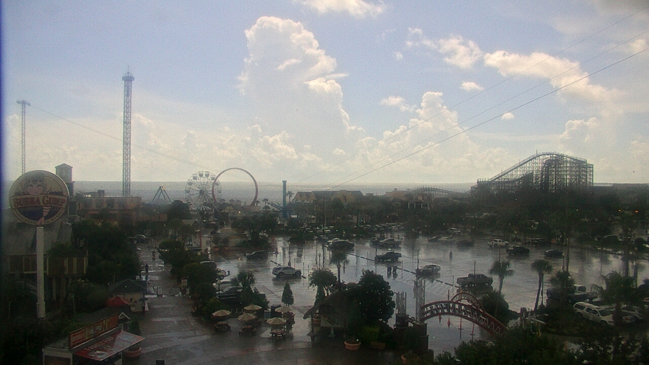 Thumbnail for current weather camera view from The Boardwalk Inn in Kemah, Texas